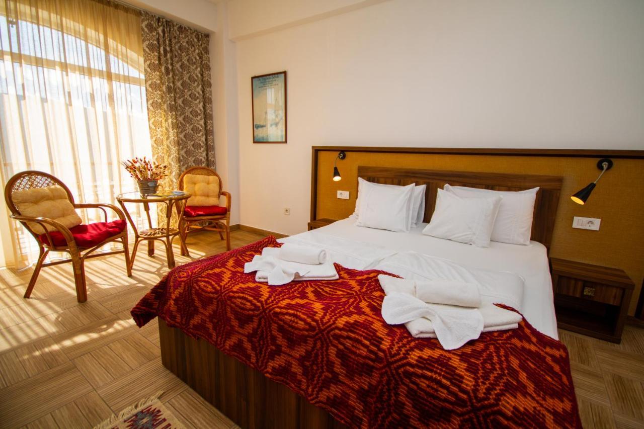 Mai Danube Hotel Eselnita Ngoại thất bức ảnh