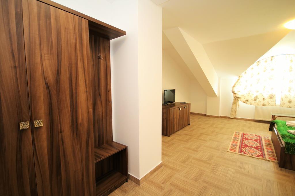 Mai Danube Hotel Eselnita Ngoại thất bức ảnh