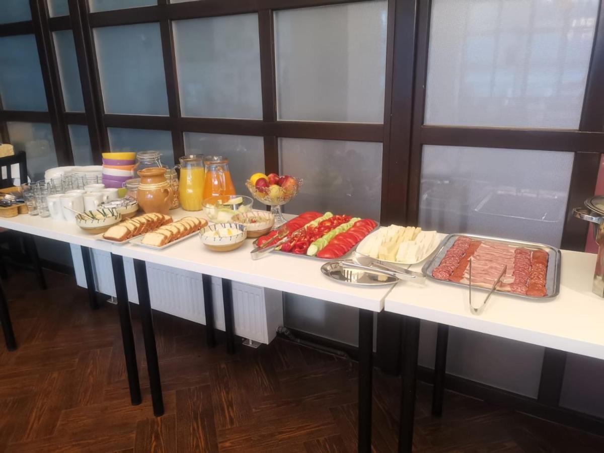 Mai Danube Hotel Eselnita Ngoại thất bức ảnh